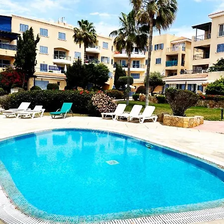 Direct Sea View & Quality Bed - Kings Palace 1 Bed * 파포스