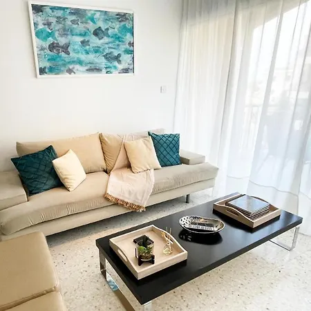 Direct Sea View & Quality Bed - Kings Palace 1 Bed * 파포스