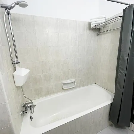 Direct Sea View & Quality Bed - Kings Palace 1 Bed Pafos