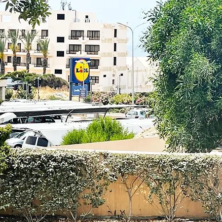 Direct Sea View & Quality Bed - Kings Palace 1 Bed