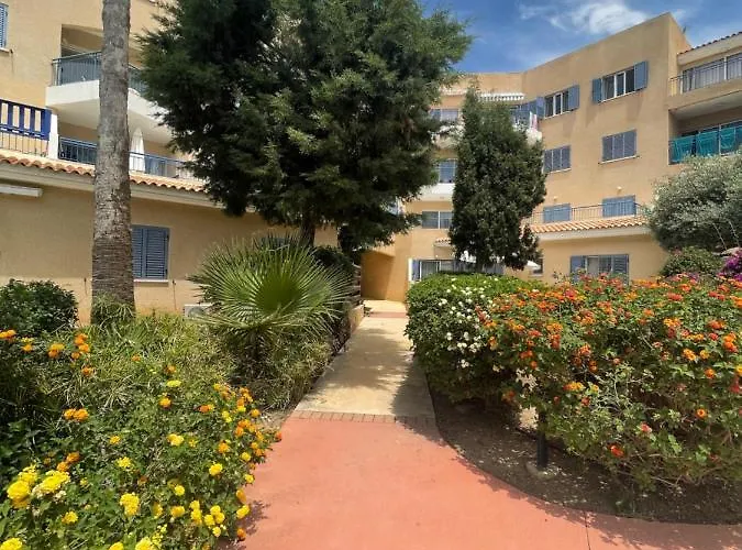 Direct Sea View & Quality Bed - Kings Palace 1 Bed