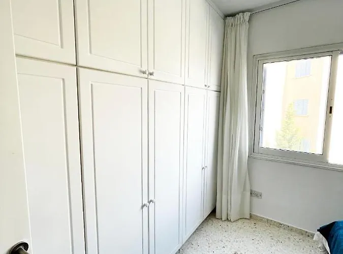 Direct Sea View & Quality Bed - Kings Palace 1 Bed *