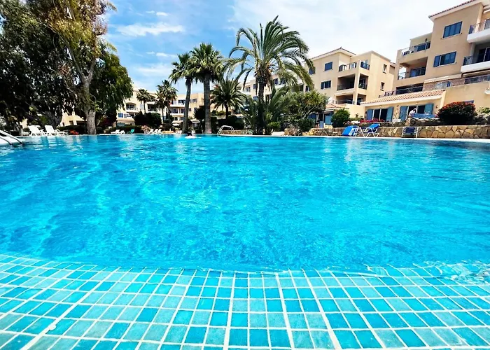 Direct Sea View & Quality Bed - Kings Palace 1 Bed Apartmán Paphos